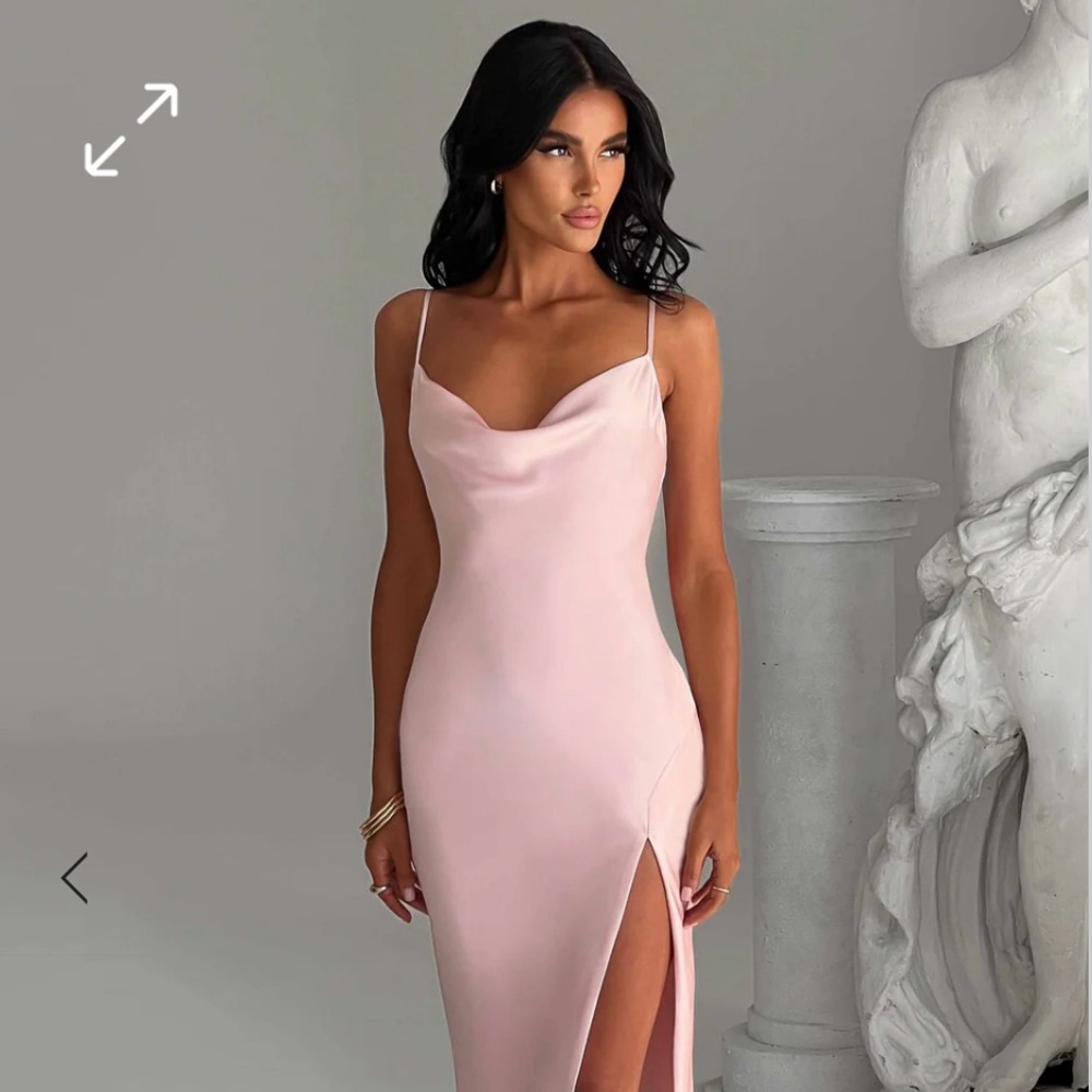 Baby boo brand new with tags size XS, in Blush pink. Paid $140. Asking $125